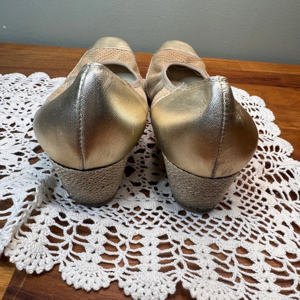 Sesto Meucci Gold Tan Low Espadrilles 8.5 Summer